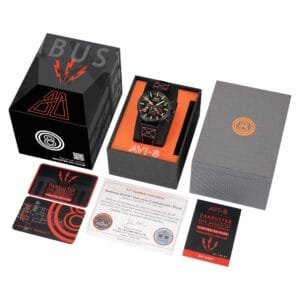 Montre AVI-8 Dambuster Chronographe AV-4107-01