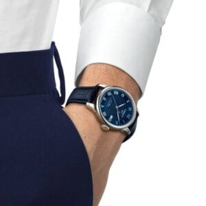 Montre TISSOT Le Locle 39mm Powermatic 80 T0064071604300